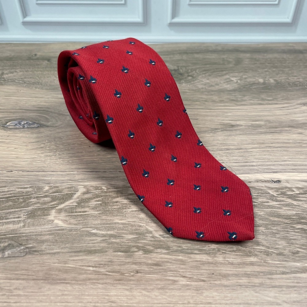 Men's Red Silk Tie with Blue Fleur de Lis Pattern Classic Formal Neckwear